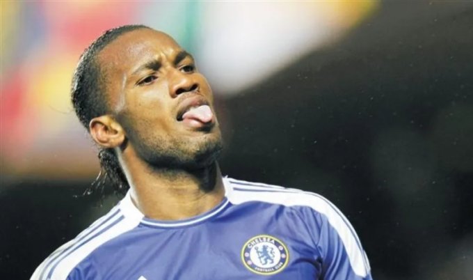 包含德罗巴在中国队比赛中败北，夺冠引发热议！气势如虹延续的词条